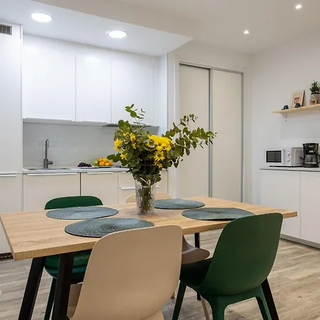 Oviedo Puerto Fuengirola